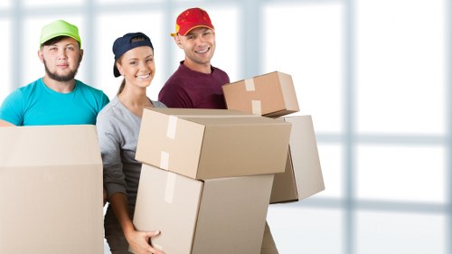 Loading and unloading assistance for a local move in Harrow
